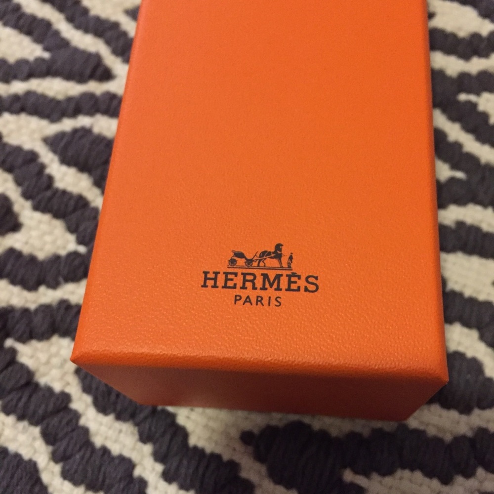 Hermes box